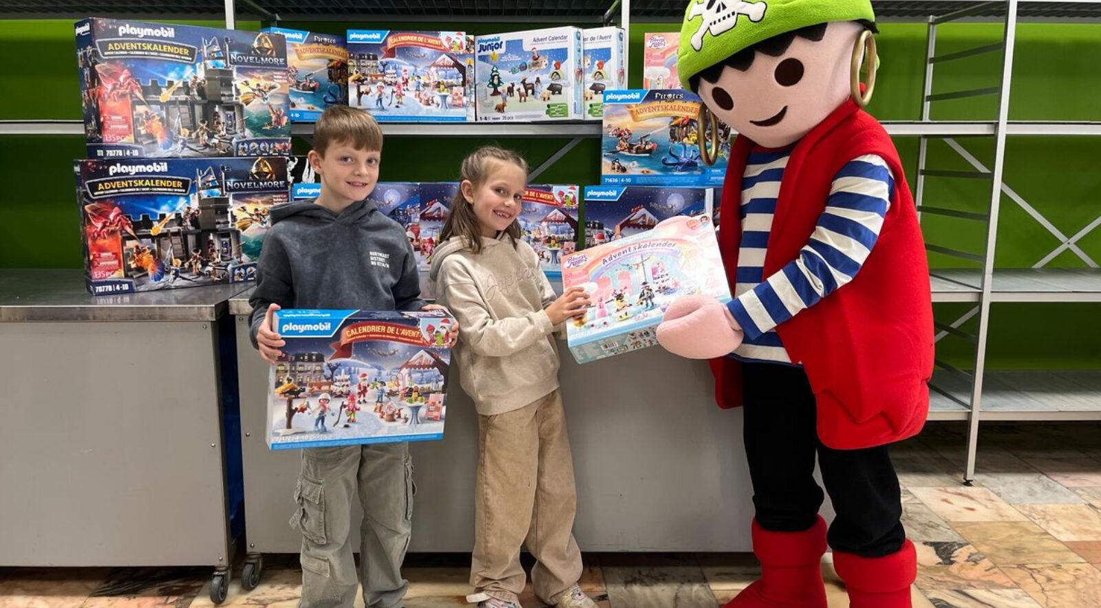 20251119 Spendenübergabe Tafel1